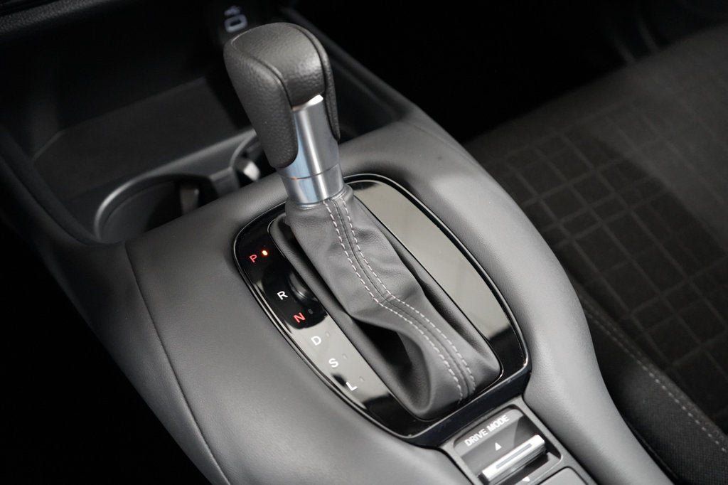 Used 2025 Honda HR-V LX image 24