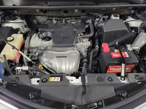 Used 2018 Toyota RAV4 Limited FWD image 14