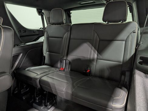 Used 2022 GMC Yukon SLT image 18