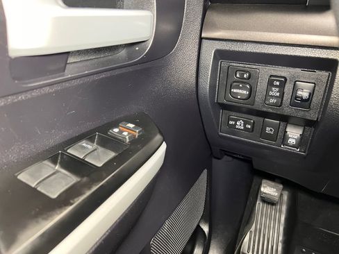 Used 2020 Toyota Tundra SR5 w/ TRD Off-Road Package image 15