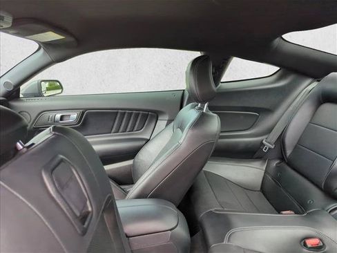 Used 2021 Ford Mustang GT Premium w/ GT Performance Package RWD image 18