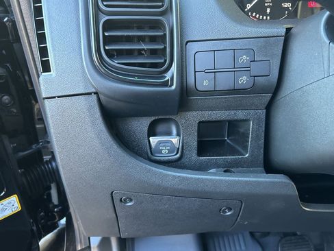 New 2026 RAM ProMaster 2500 w/ Convenience Group image 17