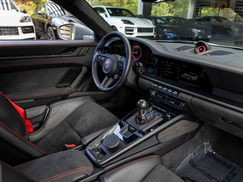 Certified 2024 Porsche 911 GT3 image 46