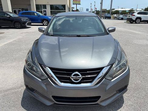 Used 2018 Nissan Altima 2.5 SR w/ SR Special Edition FWD image 8
