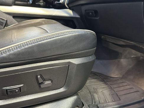 Used 2023 RAM 2500 Laramie image 25