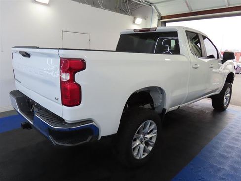 Used 2020 Chevrolet Silverado 1500 LT w/ Trailering Package image 14
