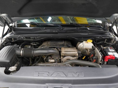 Used 2019 RAM 1500 Limited AWD/4WD image 31