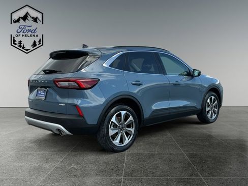 Certified 2025 Ford Escape Platinum AWD/4WD image 5