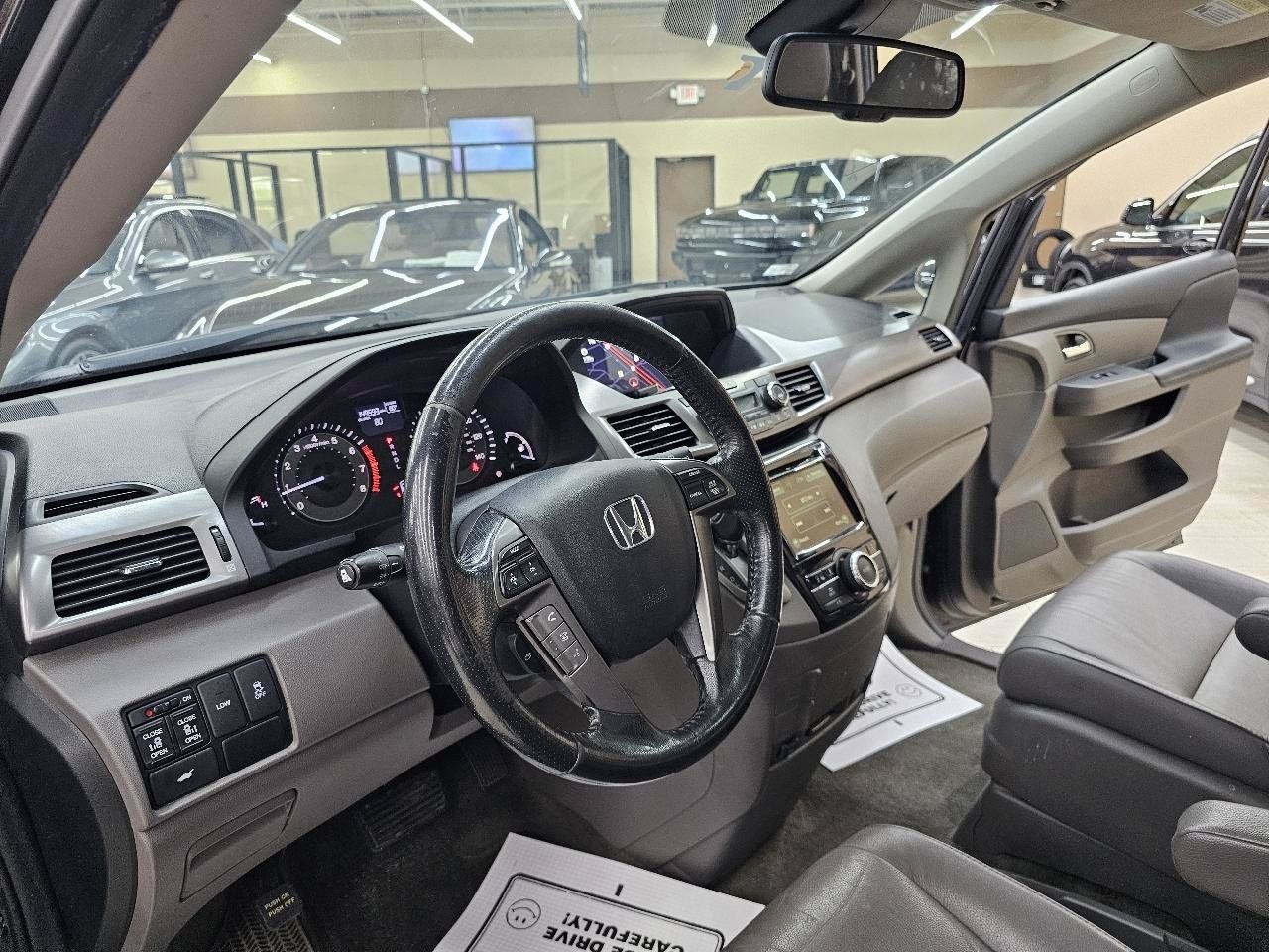 Used 2015 Honda Odyssey EX-L image 18