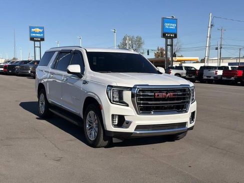 Used 2024 GMC Yukon XL SLT w/ SLT Luxury Package image 55