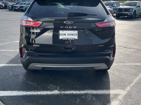 Used 2024 Ford Edge SEL image 5