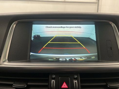 Used 2016 Kia Optima EX w/ Premium Package image 9