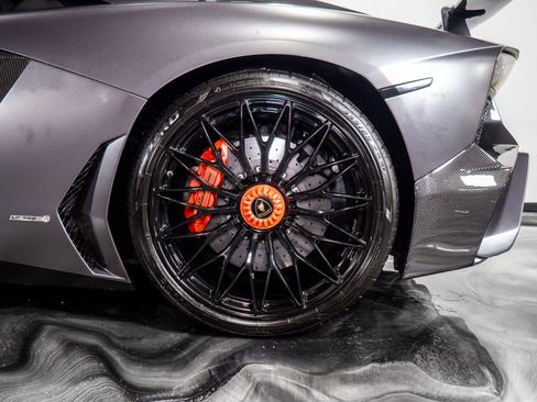 Used 2014 Lamborghini Aventador LP 700-4 image 21