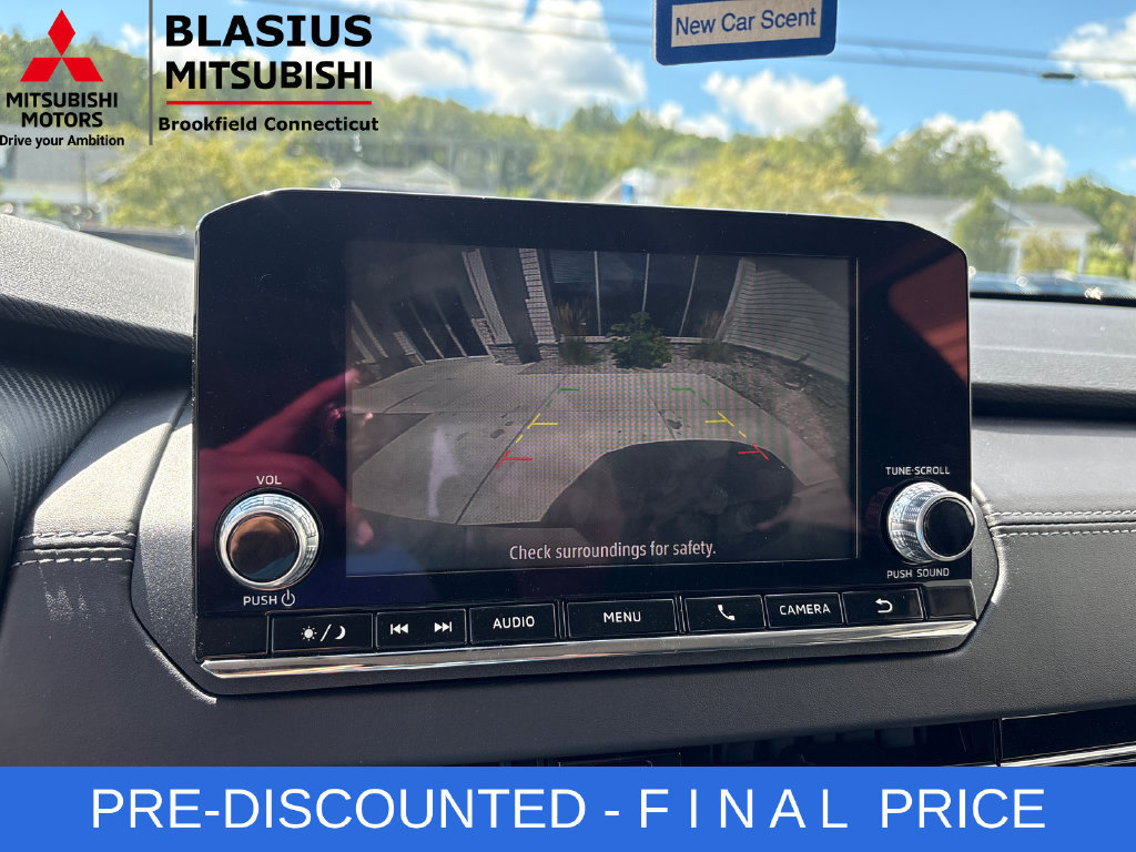 Used 2025 Mitsubishi Outlander ES AWD/4WD image 25