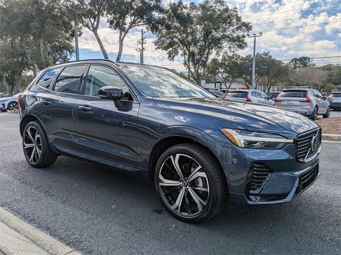 Certified 2025 Volvo XC60 B5 Ultra w/ Protection Package Premier image 8