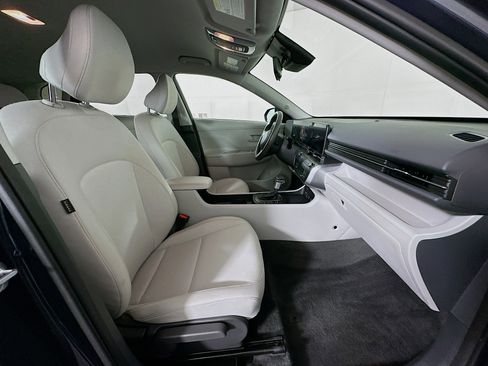 Used 2025 Hyundai Kona SEL FWD image 29
