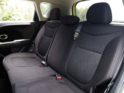 Used 2016 Kia Soul w/ Convenience Package FWD image 8