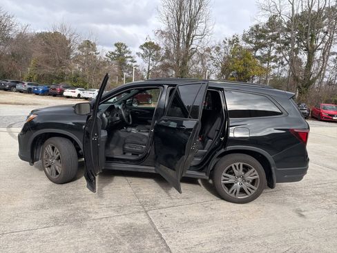 Certified 2022 Honda Pilot Sport image 18