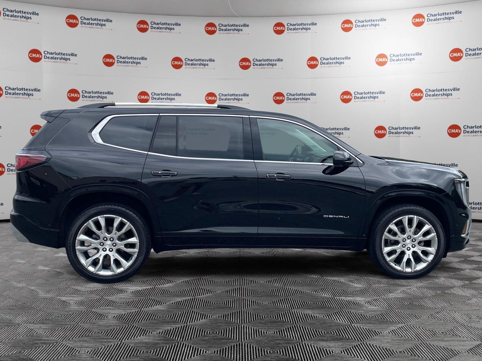 Used 2024 GMC Acadia Denali w/ Super Cruise Package AWD/4WD image 6