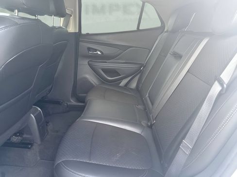 Used 2021 Buick Encore Preferred FWD image 12