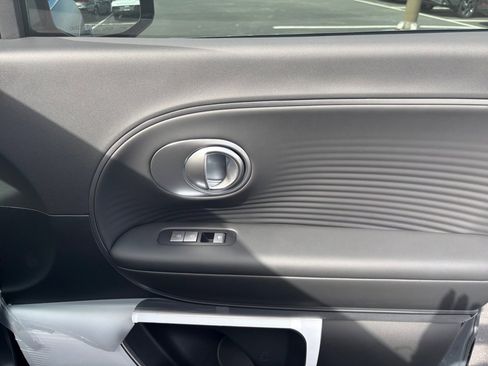 New 2026 Hyundai Ioniq 9 Limited image 31
