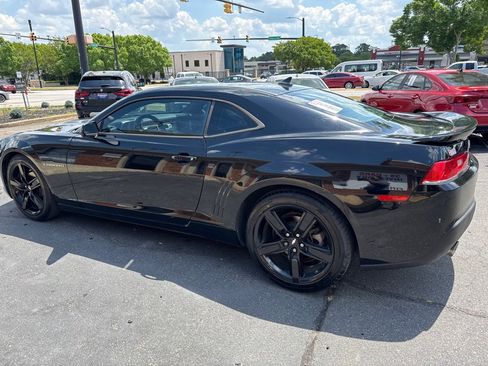 Used 2015 Chevrolet Camaro LS RWD image 5