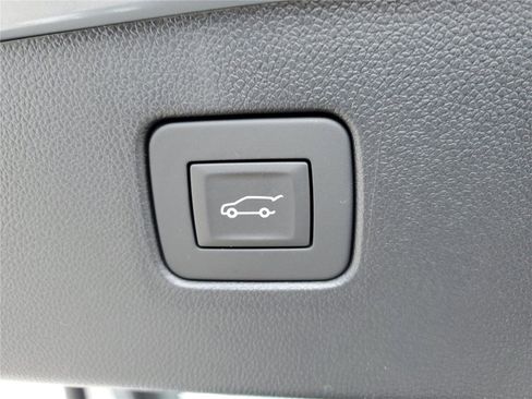 New 2026 Buick Envista Avenir image 8