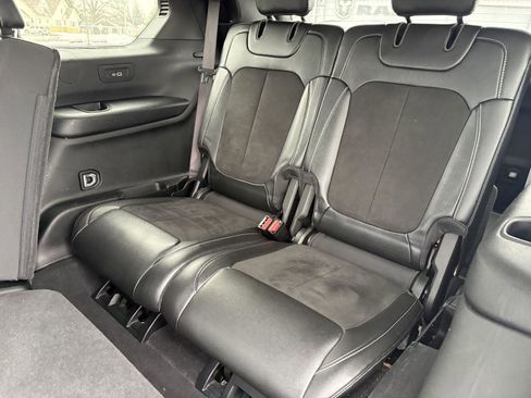 Used 2024 Jeep Grand Cherokee L Laredo image 15