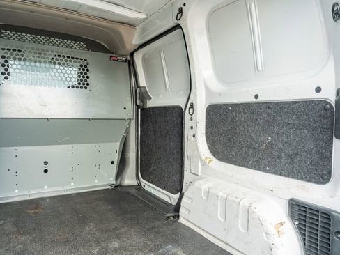 Used 2021 Nissan NV200 SV image 37