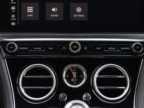 Used 2024 Bentley Continental GT image 47