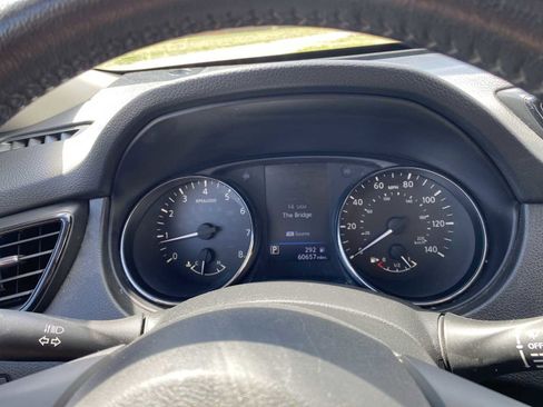 Used 2020 Nissan Rogue S w/ Special Edition Package AWD/4WD image 23