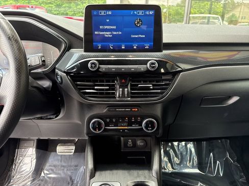 Used 2024 Ford Escape ST-Line FWD image 15