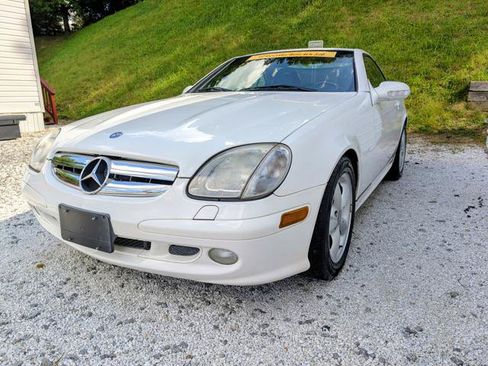 Used 2002 Mercedes-Benz SLK 320 image 4