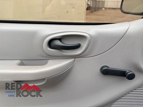 Used 1999 Ford F150 XLT AWD/4WD image 12