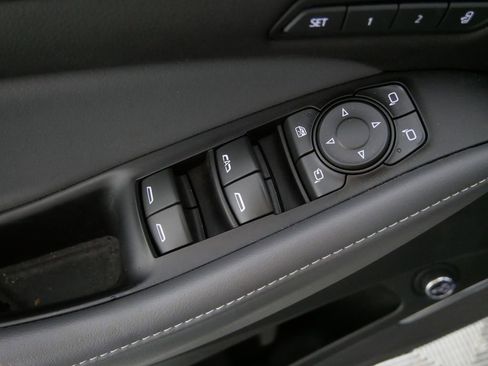 Used 2021 Buick Enclave Premium w/ Sun and Sites Package image 16