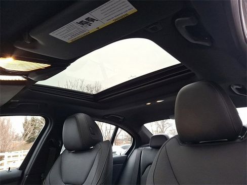 Used 2023 BMW 330i xDrive Sedan w/ Driving Assistance Package image 14