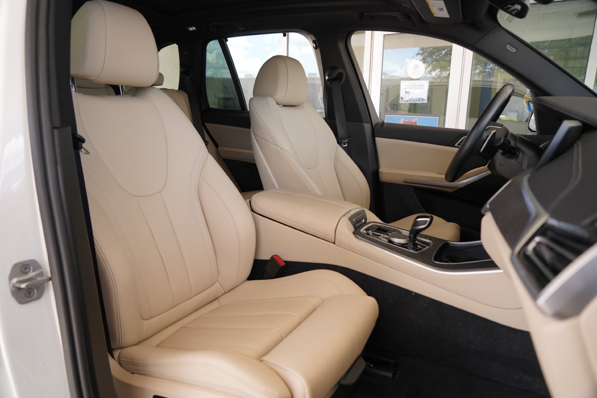Used 2022 BMW X5 xDrive45e w/ Premium Package AWD/4WD image 25