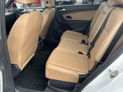 Used 2024 Volkswagen Tiguan SE R-Line image 15