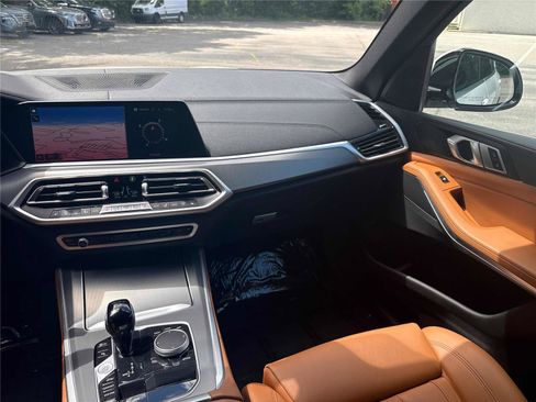 Used 2022 BMW X5 sDrive40i RWD image 15