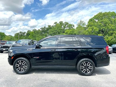 Used 2023 GMC Yukon AT4 w/ AT4 Premium Plus Package AWD/4WD image 12