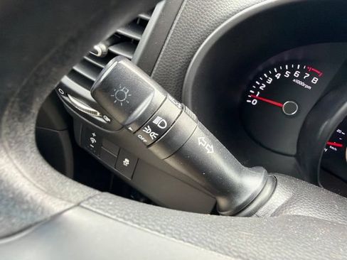 Used 2017 Kia Soul FWD image 34