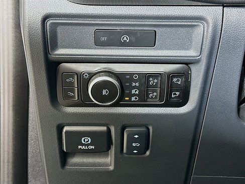 Used 2025 Ford F150 Raptor AWD/4WD image 10