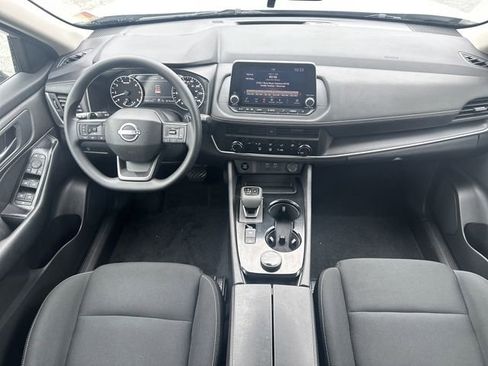Certified 2025 Nissan Rogue S AWD/4WD image 2