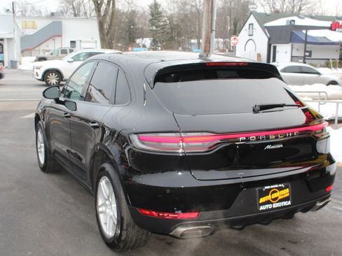 Used 2020 Porsche Macan image 2