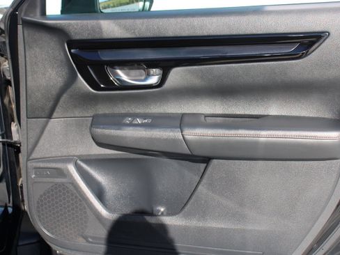 Used 2025 Honda CR-V Sport Touring image 19