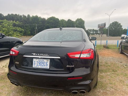 Used 2018 Maserati Ghibli S GranSport Q4 AWD/4WD image 12