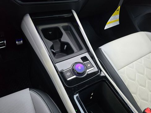 New 2026 Volkswagen Tiguan SEL R-Line image 30