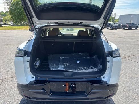 New 2026 Nissan Murano Platinum w/ Technology Package AWD/4WD image 16