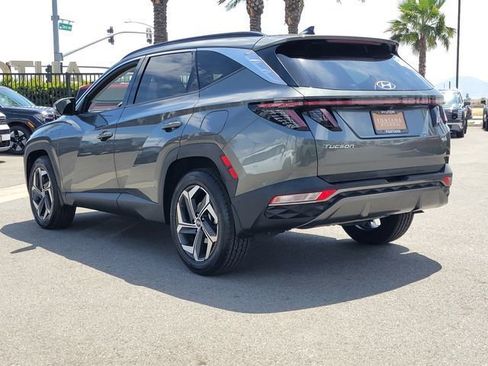Certified 2022 Hyundai Tucson Limited AWD/4WD image 3
