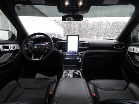 Used 2022 Ford Explorer ST w/ Equipment Group 401A image 6